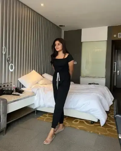 Call Girls Alambagh Cash On Delivery
